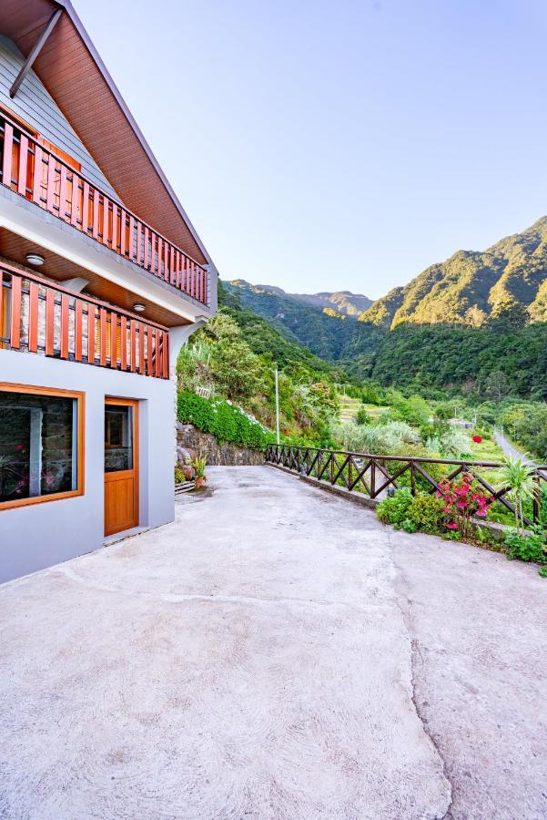 Fontes 7 * Ponta Delgada (Madeira)